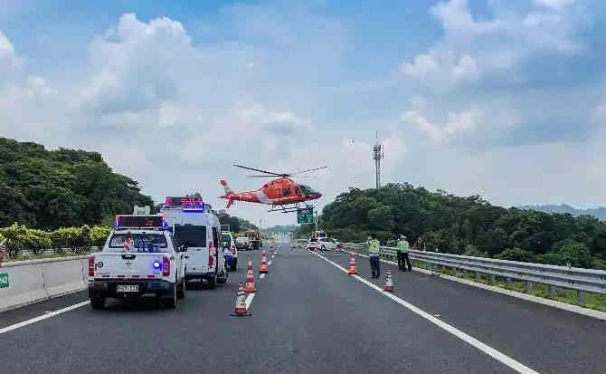 罗定高速公路汽车救援案例
